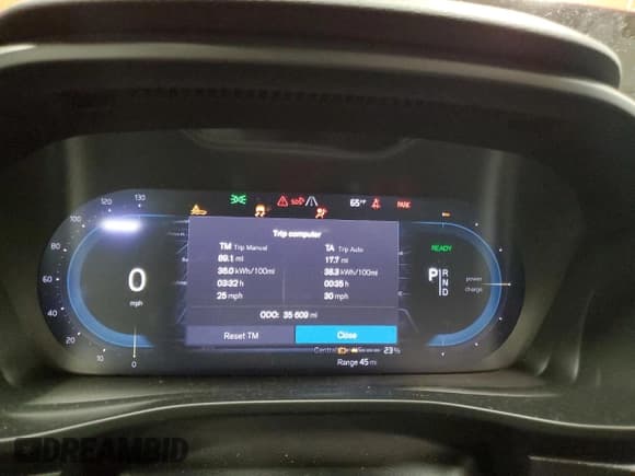 ✅ 2021 Volvo XC40 • VIN: YV4ED3UR8M2529871 • Lot: 57584345. Listed on Copart with 35,609 mi. Free auction sales archive from the USA and detailed vehicle history report at DreamBid. Image 9.