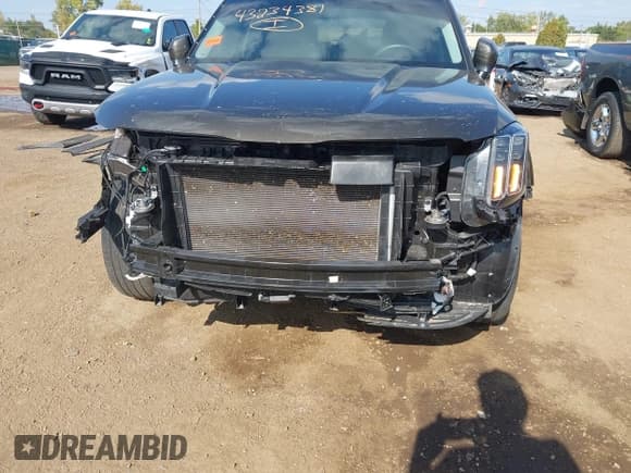 ✅ 2024 Kia Telluride S • VIN: 5XYP6DGC2RG521653 • Lot: 43234381. Wystawiony na IAAI z przebiegiem 43 083 mil. Bezpłatny archiwum sprzedaży aukcyjnych z USA i szczegółowy raport historii pojazdu na DreamBid. Zdjęcie 6.