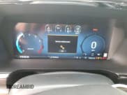 ✅ 2025 Ford F-150 Lariat • VIN: 1FTFW5L56SKD36112 • Lot: 63621635. Wystawiony na Copart z przebiegiem 7 720 mil. Bezpłatny archiwum sprzedaży aukcyjnych z USA i szczegółowy raport historii pojazdu na DreamBid. Zdjęcie 9.