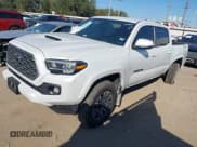 ✅ 2023 Toyota Tacoma SR5 • VIN: 3TYAZ5CN1PT041036 • Lot: 40938871. Listed on IAAI with 10,655 mi. Free auction sales archive from the USA and detailed vehicle history report at DreamBid. Image 18.