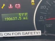 ✅ 2008 Ford Explorer XLT • VIN: 1FMEU73E78UB12210 • Lot: 43744045. Wystawiony na IAAI z przebiegiem 190 637 mil. Bezpłatny archiwum sprzedaży aukcyjnych z USA i szczegółowy raport historii pojazdu na DreamBid. Zdjęcie 7.