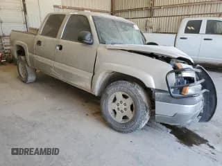 ✅ 2005 Chevrolet Silverado 1500 Z71 • VIN: 2GCEK13T351248282 • Лот: 75309274. Опубликован ранее на Copart с пробегом Не указан. Бесплатный доступ к архиву аукционных продаж из США и подробный отчёт об истории автомобиля на DreamBid. Изображение 4.