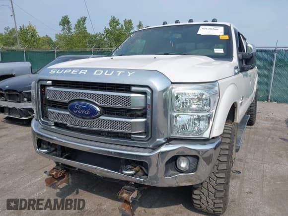 ✅ 2015 Ford F-250 Lariat • VIN: 1FT7W2BT5FED37775 • Лот: 43126166. Опубликован ранее на IAAI с пробегом 159 908 миль. Бесплатный доступ к архиву аукционных продаж из США и подробный отчёт об истории автомобиля на DreamBid. Изображение 17.