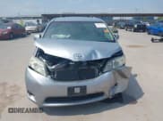 ✅ 2014 Toyota Sienna LE AAS • VIN: 5TDKK3DC7ES510097 • Lot: 43094597. Listed on IAAI with 165,981 mi. Free auction sales archive from the USA and detailed vehicle history report at DreamBid. Image 13.