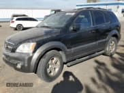 ✅ 2003 Kia Sorento LX • VIN: KNDJD733735086387 • Лот: 78009004. Опубликован ранее на Copart с пробегом 177 330 миль. Бесплатный доступ к архиву аукционных продаж из США и подробный отчёт об истории автомобиля на DreamBid. Изображение 1.