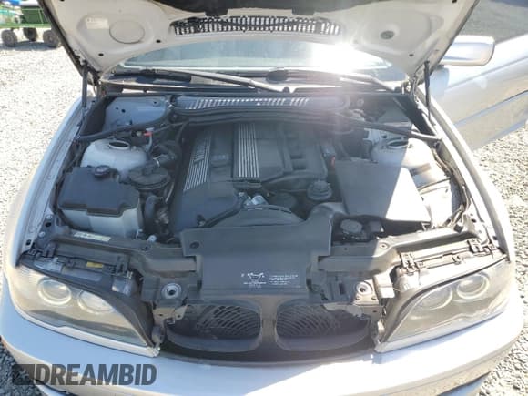 ✅ 2005 BMW 3 Series 330Ci • VIN: WBABD534X5PL15781 • Lot: 57155675. Wystawiony na Copart z przebiegiem 92 935 mil. Bezpłatny archiwum sprzedaży aukcyjnych z USA i szczegółowy raport historii pojazdu na DreamBid. Zdjęcie 11.