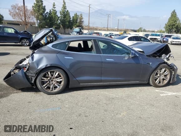 ✅ 2021 Tesla Model S Long Range Plus • VIN: 5YJSA1E26MF427194 • Lot: 89379855. Wystawiony na Copart z przebiegiem 58 441 mil. Bezpłatny archiwum sprzedaży aukcyjnych z USA i szczegółowy raport historii pojazdu na DreamBid. Zdjęcie 3.