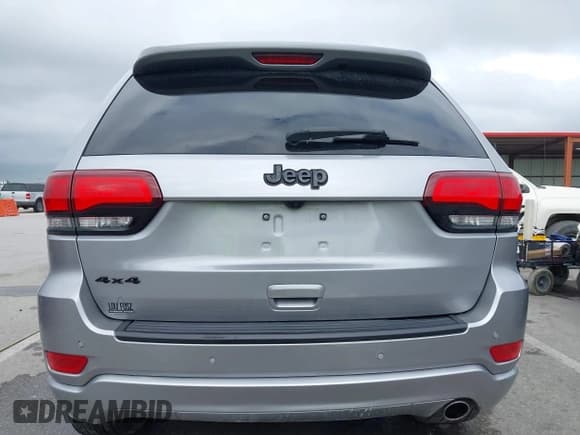 ✅ 2019 Jeep Grand Cherokee Upland • VIN: 1C4RJFAG8KC692741 • Lot: 42868590. Listed on IAAI with 61,333 mi. Free auction sales archive from the USA and detailed vehicle history report at DreamBid. Image 17.