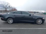 ✅ 2014 Jaguar XJ • VIN: SAJWA1CZ0E8V73966 • Лот: 41887234. Опубликован ранее на IAAI с пробегом 120 804 миль. Бесплатный доступ к архиву аукционных продаж из США и подробный отчёт об истории автомобиля на DreamBid. Изображение 13.