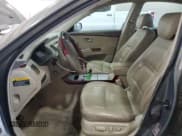 ✅ 2006 Hyundai Azera SE • VIN: KMHFC46F76A137763 • Lot: 82267215. Listed on Copart with 146,719 mi. Free auction sales archive from the USA and detailed vehicle history report at DreamBid. Image 7.