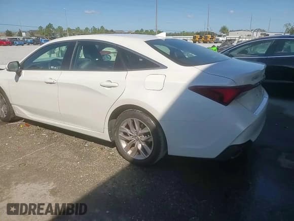 ✅ 2021 Toyota Avalon XLE • VIN: 4T1JZ1FB2MU058288 • Lot: 87374225. Listed on Copart with 82,866 mi. Free auction sales archive from the USA and detailed vehicle history report at DreamBid. Image 13.