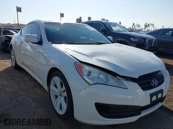 ✅ 2010 Hyundai Genesis Coupe Premium • VIN: KMHHT6KD0AU030389 • Lot: 41449455. Wystawiony na IAAI z przebiegiem 173 318 mil. Bezpłatny archiwum sprzedaży aukcyjnych z USA i szczegółowy raport historii pojazdu na DreamBid. Zdjęcie 1.