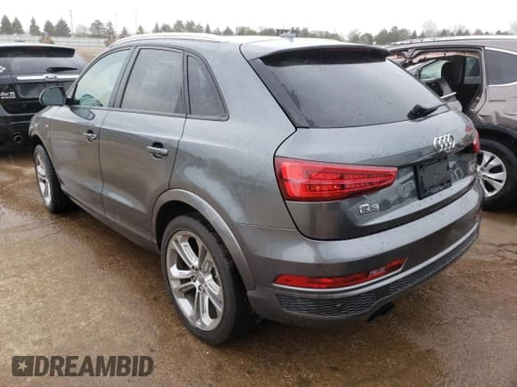✅ 2018 Audi Q3 Premium • VIN: WA1ECCFS6JR029419 • Lot: 64406162. Wystawiony na Copart z przebiegiem 47 829 mil. Bezpłatny archiwum sprzedaży aukcyjnych z USA i szczegółowy raport historii pojazdu na DreamBid. Zdjęcie 3.