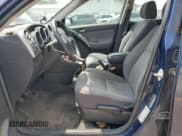 ✅ 2005 Toyota Matrix XR • VIN: 2T1KR32E35C500014 • Lot: 60527575. Wystawiony na Copart z przebiegiem 222 430 mil. Bezpłatny archiwum sprzedaży aukcyjnych z USA i szczegółowy raport historii pojazdu na DreamBid. Zdjęcie 7.