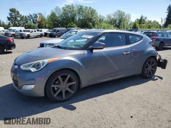 ✅ 2013 Hyundai Veloster w/Gray Int • VIN: KMHTC6AD0DU103115 • Lot: 59599874. Wystawiony na Copart z przebiegiem 73 843 mil. Bezpłatny archiwum sprzedaży aukcyjnych z USA i szczegółowy raport historii pojazdu na DreamBid. Zdjęcie 1.