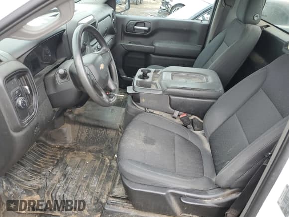 ✅ 2020 Chevrolet Silverado 1500 Work Truck • VIN: 3GCNWAEF4LG306531 • Lot: 73136574. Wystawiony na Copart z przebiegiem Nie podano. Bezpłatny archiwum sprzedaży aukcyjnych z USA i szczegółowy raport historii pojazdu na DreamBid. Zdjęcie 7.