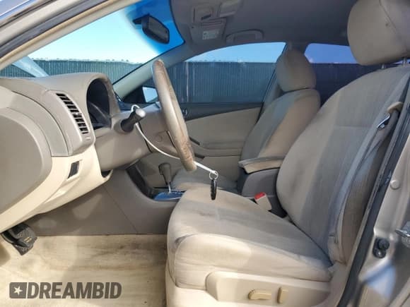 ✅ 2011 Nissan Altima SL • VIN: 1N4AL2AP5BN434042 • Lot: 86846075. Listed on Copart with 121,068 mi. Free auction sales archive from the USA and detailed vehicle history report at DreamBid. Image 7.