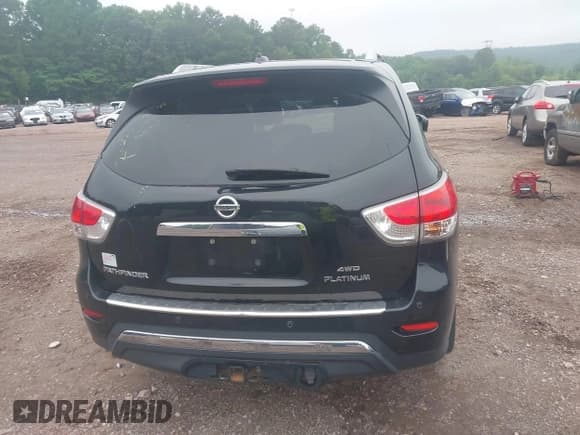✅ 2015 Nissan Pathfinder S • VIN: 5N1AR2MM5FC714373 • Lot: 42291645. Listed on IAAI with 139,102 mi. Free auction sales archive from the USA and detailed vehicle history report at DreamBid. Image 16.