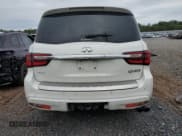 ✅ 2018 Infiniti QX80 • VIN: JN8AZ2NE0J9193732 • Lot: 80563405. Wystawiony na Copart z przebiegiem 107 251 mil. Bezpłatny archiwum sprzedaży aukcyjnych z USA i szczegółowy raport historii pojazdu na DreamBid. Zdjęcie 6.
