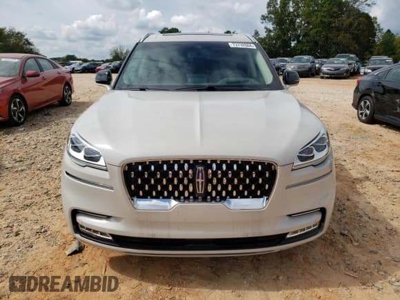 ✅ 2023 Lincoln Aviator Grand Touring • VIN: 5LMYJ8XY8PNL02703 • Лот: 73732604. Опубликован ранее на Copart с пробегом 9 553 миль. Бесплатный доступ к архиву аукционных продаж из США и подробный отчёт об истории автомобиля на DreamBid. Изображение 5.