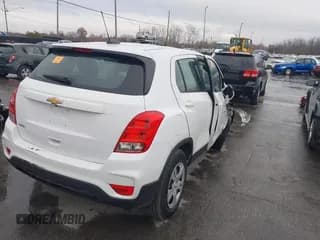 ✅ 2017 Chevrolet Trax LS • VIN: KL7CJKSB3HB246932 • Лот: 43725380. Опубликован ранее на IAAI с пробегом 100 810 миль. Бесплатный доступ к архиву аукционных продаж из США и подробный отчёт об истории автомобиля на DreamBid. Изображение 4.