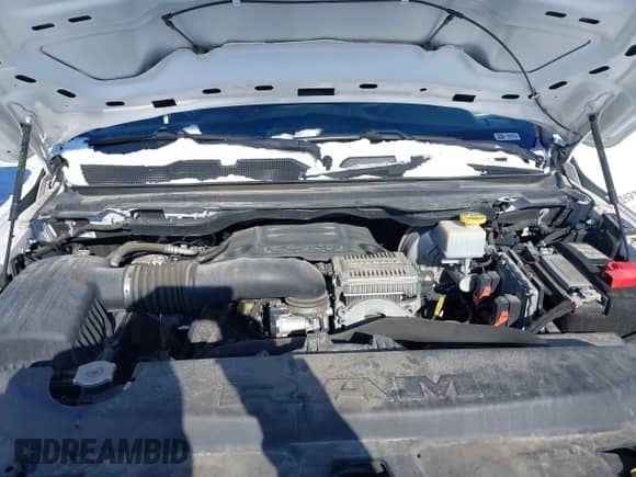 2022 Ram 1500 Tradesman z VIN 1C6SRFNT3NN211411, wystawiony jako IAAI lot #41557949 z przebiegiem 93 013 mil mil oraz . Historia ofert i sprzedaży dostępna na DreamBid. Obrazek 10.