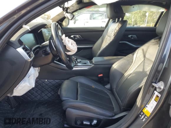 ✅ 2022 BMW 3 Series 330i xDrive • VIN: 3MW5R7J07N8C61526 • Lot: 84838055. Wystawiony na Copart z przebiegiem Nie podano. Bezpłatny archiwum sprzedaży aukcyjnych z USA i szczegółowy raport historii pojazdu na DreamBid. Zdjęcie 7.