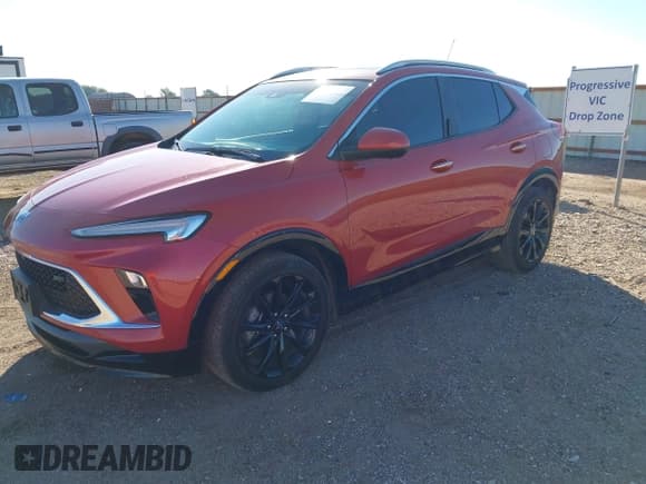 ✅ 2024 Buick Encore GX Sport Touring • VIN: KL4AMDSL9RB170926 • Lot: 43411120. Wystawiony na IAAI z przebiegiem 17 178 mil. Bezpłatny archiwum sprzedaży aukcyjnych z USA i szczegółowy raport historii pojazdu na DreamBid. Zdjęcie 2.