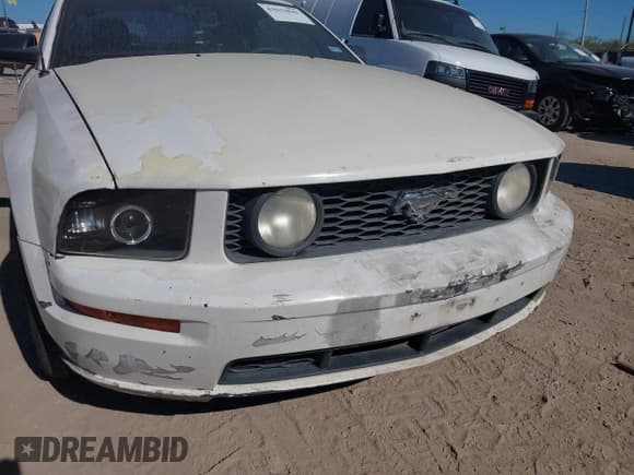 ✅ 2006 Ford Mustang GT Deluxe • VIN: 1ZVFT82H665246983 • Лот: 43633842. Опубликован ранее на IAAI с пробегом 203 868 миль. Бесплатный доступ к архиву аукционных продаж из США и подробный отчёт об истории автомобиля на DreamBid. Изображение 18.