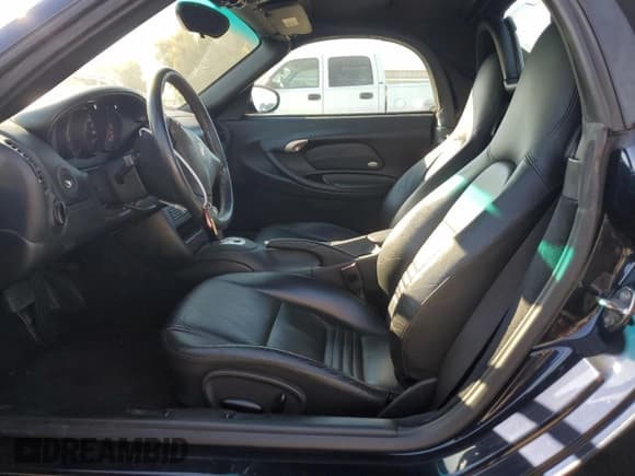 ✅ 2003 Porsche Boxster • VIN: WP0CA29863U622937 • Lot: 75300674. Listed on Copart with 70,254 mi. Free auction sales archive from the USA and detailed vehicle history report at DreamBid. Image 7.