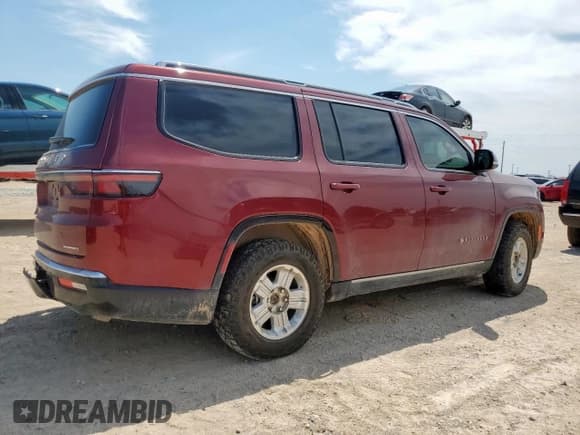 ✅ 2022 Jeep Wagoneer Series III • VIN: 1C4SJUDT6NS118082 • Лот: 67743375. Опубликован ранее на Copart с пробегом 45 306 миль. Бесплатный доступ к архиву аукционных продаж из США и подробный отчёт об истории автомобиля на DreamBid. Изображение 3.