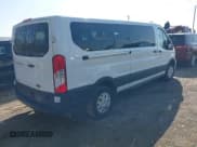 ✅ 2024 Ford Transit Passenger XL • VIN: 1FBAX2YG4RKA02384 • Lot: 41924074. Wystawiony na IAAI z przebiegiem 30 122 mil. Bezpłatny archiwum sprzedaży aukcyjnych z USA i szczegółowy raport historii pojazdu na DreamBid. Zdjęcie 4.
