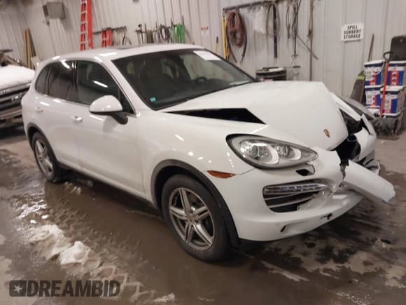 ✅ 2014 Porsche Cayenne • VIN: WP1AA2A29ELA09538 • Lot: 41617272. Listed on IAAI with 87,269 mi. Free auction sales archive from the USA and detailed vehicle history report at DreamBid. Image 1.