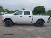 ✅ 2014 Ram 2500 Tradesman • VIN: 3C6UR5CL7EG320453 • Лот: 42493063. Опубликован ранее на IAAI с пробегом 365 401 миль. Бесплатный доступ к архиву аукционных продаж из США и подробный отчёт об истории автомобиля на DreamBid. Изображение 14.