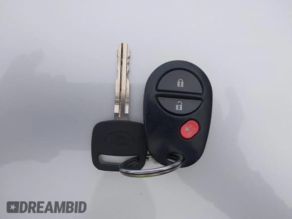 ✅ 2013 Toyota Sienna L • VIN: 5TDZK3DC3DS371695 • Lot: 41514718. Listed on IAAI with Not provided. Free auction sales archive from the USA and detailed vehicle history report at DreamBid. Image 11.