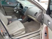 ✅ 2009 Nissan Altima S • VIN: 1N4AL21E09N491273 • Lot: 43570623. Wystawiony na IAAI z przebiegiem 227 058 mil. Bezpłatny archiwum sprzedaży aukcyjnych z USA i szczegółowy raport historii pojazdu na DreamBid. Zdjęcie 5.