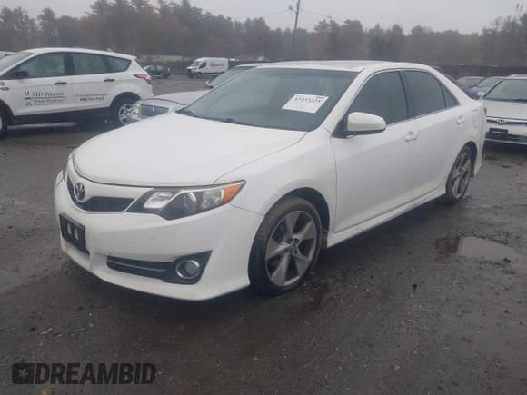 ✅ 2012 Toyota Camry XLE • VIN: 4T1BK1FK0CU501738 • Lot: 43433225. Wystawiony na IAAI z przebiegiem 126 714 mil. Bezpłatny archiwum sprzedaży aukcyjnych z USA i szczegółowy raport historii pojazdu na DreamBid. Zdjęcie 17.