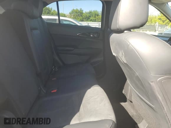 ✅ 2024 Mitsubishi Eclipse Cross SE • VIN: JA4ATWAA6RZ014817 • Lot: 89676215. Wystawiony na Copart z przebiegiem 2 703 mil. Bezpłatny archiwum sprzedaży aukcyjnych z USA i szczegółowy raport historii pojazdu na DreamBid. Zdjęcie 11.