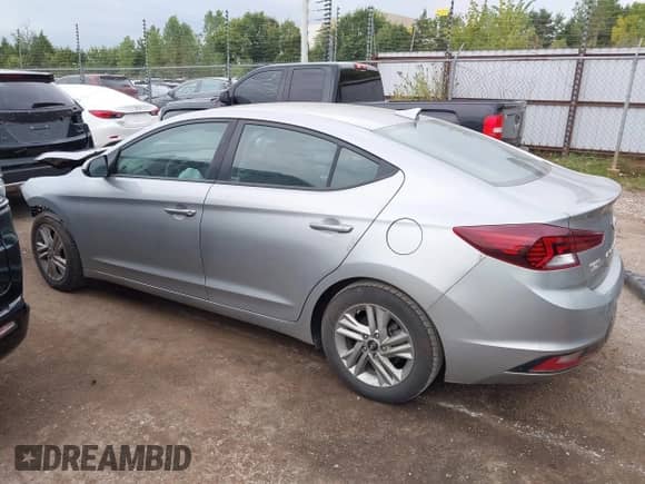 2020 Hyundai Elantra SEL z VIN 5NPD84LF1LH578777, wystawiony jako IAAI lot #43149624 z przebiegiem 126 621 mil mil oraz . Historia ofert i sprzedaży dostępna na DreamBid. Obrazek 15.