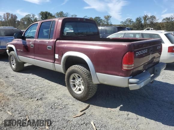 ✅ 2002 Dodge Dakota SLT • VIN: 1B7HG48N92S638583 • Lot: 76678294. Wystawiony na Copart z przebiegiem 217 768 mil. Bezpłatny archiwum sprzedaży aukcyjnych z USA i szczegółowy raport historii pojazdu na DreamBid. Zdjęcie 2.