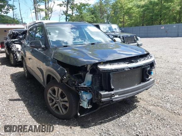 ✅ 2023 Kia Seltos S • VIN: KNDEUCAA7P7367417 • Lot: 43065311. Wystawiony na IAAI z przebiegiem 37 087 mil. Bezpłatny archiwum sprzedaży aukcyjnych z USA i szczegółowy raport historii pojazdu na DreamBid. Zdjęcie 1.