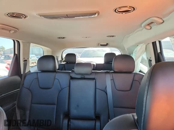 ✅ 2025 Kia Telluride LX • VIN: 5XYP24GC5SG675937 • Лот: 81487595. Опубликован ранее на Copart с пробегом 32 миль. Бесплатный доступ к архиву аукционных продаж из США и подробный отчёт об истории автомобиля на DreamBid. Изображение 10.