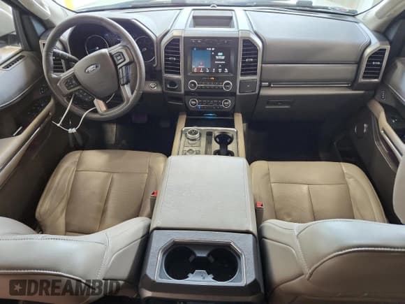 ✅ 2018 Ford Expedition Max XLT • VIN: 1FMJK1JT7JEA26222 • Лот: 69117595. Опубликован ранее на Copart с пробегом 127 667 миль. Бесплатный доступ к архиву аукционных продаж из США и подробный отчёт об истории автомобиля на DreamBid. Изображение 8.