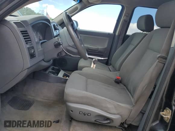 2006 Dodge Dakota SLT with VIN 1D7HE48K66S687229, listed as a Copart auction lot 56238735 with 148,785 mi miles and Salvage title. Bid and sale history available at DreamBid. Image 7.