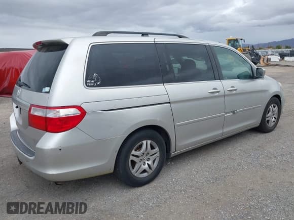 ✅ 2006 Honda Odyssey EX-L • VIN: 5FNRL38756B431543 • Lot: 43711755. Listed on IAAI with 199,898 mi. Free auction sales archive from the USA and detailed vehicle history report at DreamBid. Image 4.