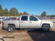 ✅ 2007 Chevrolet Silverado 1500 1LT • VIN: 2GCEC13J871688674 • Lot: 43707213. Wystawiony na IAAI z przebiegiem 293 504 mil. Bezpłatny archiwum sprzedaży aukcyjnych z USA i szczegółowy raport historii pojazdu na DreamBid. Zdjęcie 13.