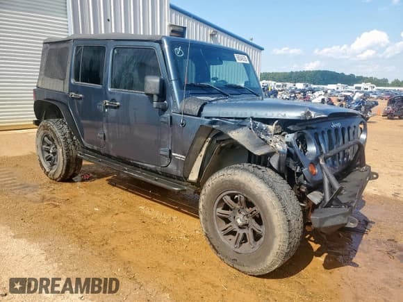 ✅ 2008 Jeep Wrangler Unlimited Rubicon • VIN: 1J4GA69158L627016 • Lot: 68046535. Listed on Copart with 174,878 mi. Free auction sales archive from the USA and detailed vehicle history report at DreamBid. Image 4.