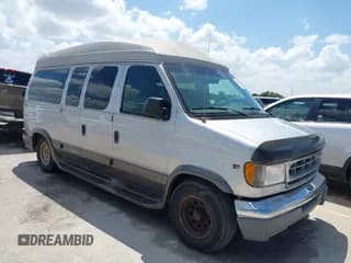 ✅ 2000 Ford Econoline Cargo Recreational • VIN: 1FDRE14L3YHB15834 • Лот: 42739305. Опубликован ранее на IAAI с пробегом 194 392 миль. Бесплатный доступ к архиву аукционных продаж из США и подробный отчёт об истории автомобиля на DreamBid. Изображение 1.