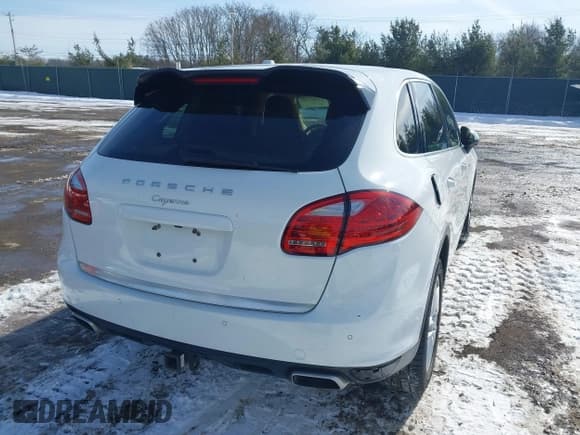 ✅ 2014 Porsche Cayenne • VIN: WP1AA2A2XELA95734 • Лот: 41583908. Опубликован ранее на IAAI с пробегом 95 751 миль. Бесплатный доступ к архиву аукционных продаж из США и подробный отчёт об истории автомобиля на DreamBid. Изображение 4.