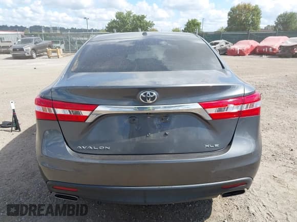 ✅ 2013 Toyota Avalon XLE • VIN: 4T1BK1EB8DU059570 • Лот: 43127532. Опубликован ранее на IAAI с пробегом 183 216 миль. Бесплатный доступ к архиву аукционных продаж из США и подробный отчёт об истории автомобиля на DreamBid. Изображение 16.